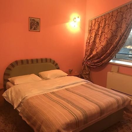 Mesogios Hotel Kisinyov Kültér fotó