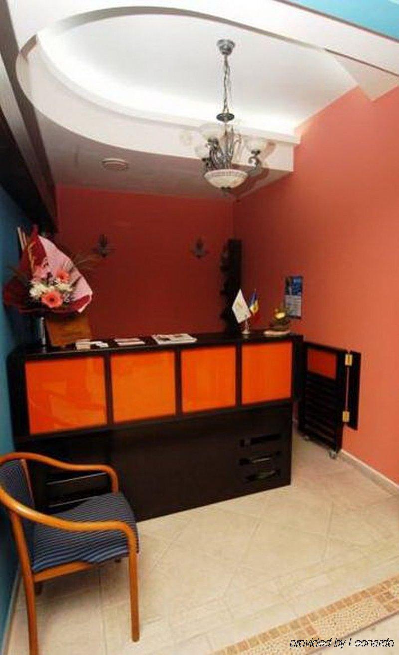 Mesogios Hotel Kisinyov Kültér fotó