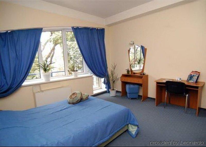 Mesogios Hotel Kisinyov Szoba fotó