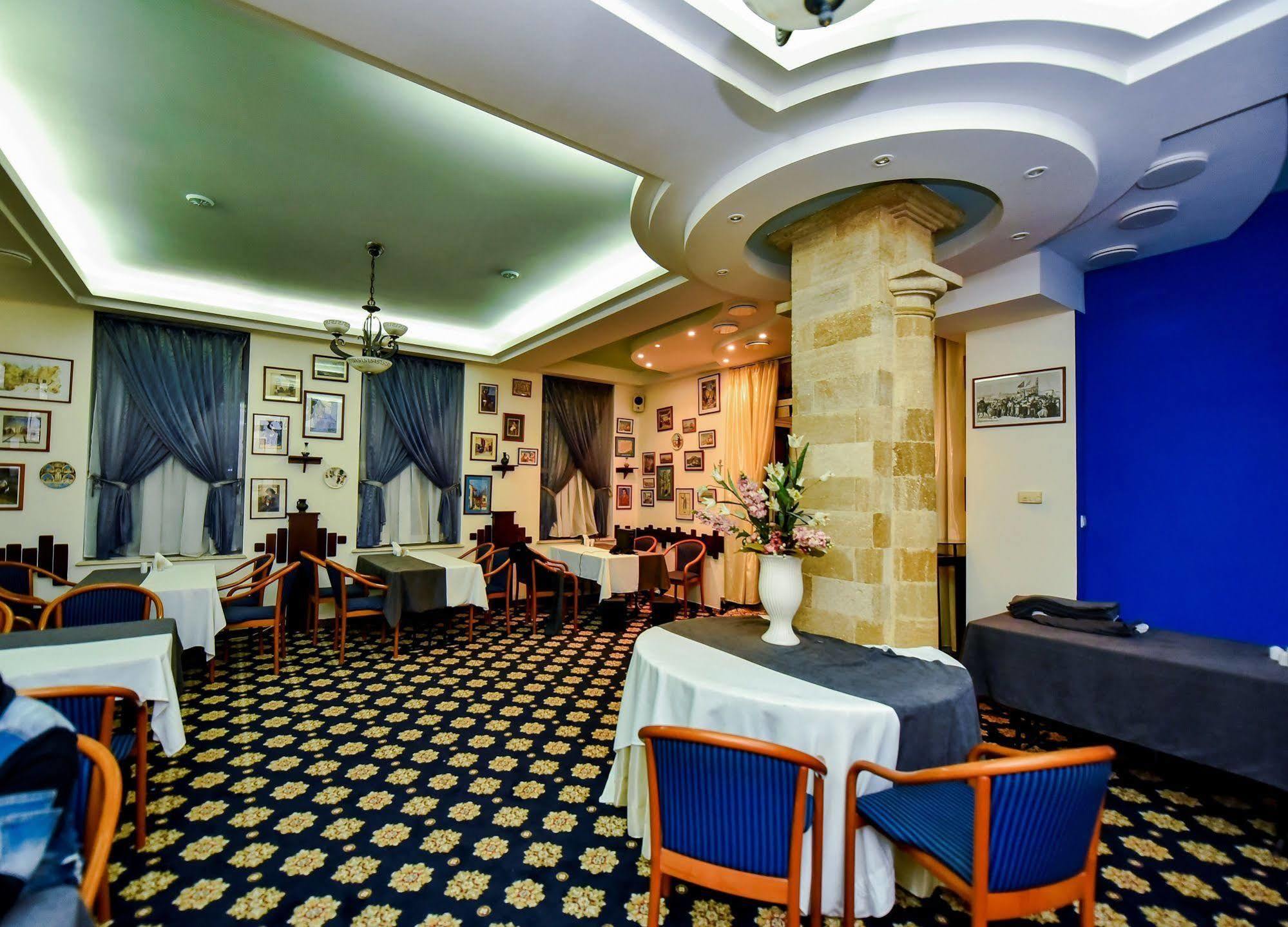 Mesogios Hotel Kisinyov Kültér fotó
